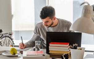 ThePowerMBA is an affordable online program introducing students to some key business concepts (©Lordn / via iStock)
